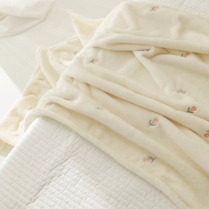 Couverture-bébé-Tulipes-polaire-blanche-douce-chaude