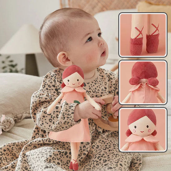 Doudou-doux-princesse-cerise-fille-bébé-joue