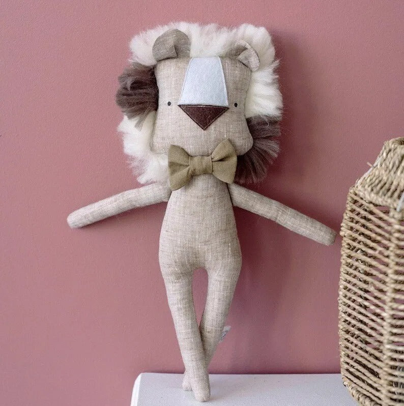 Doudou-doux-rembourré-Lion
