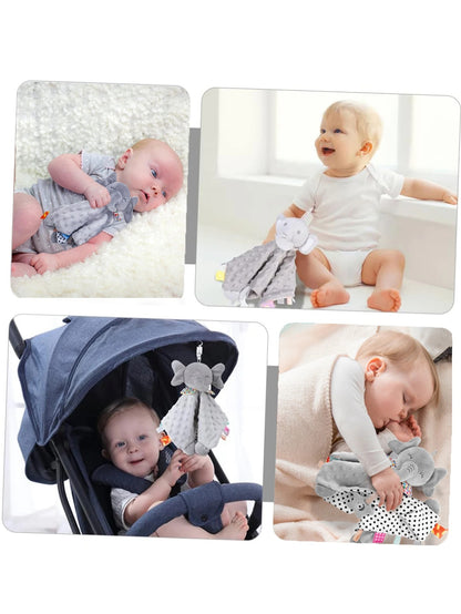 Doudou-éléphant-gris-doux-bébé-en-activité