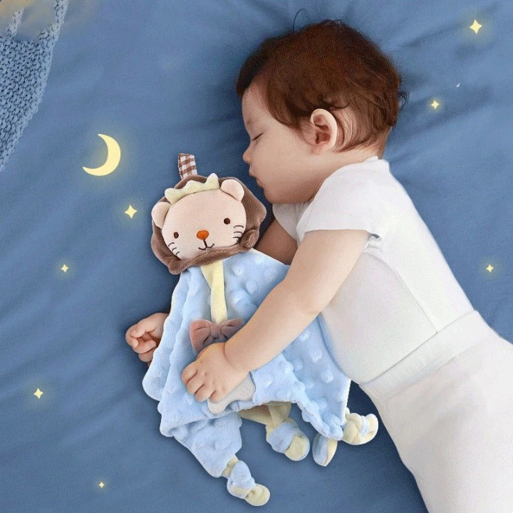 Doudou-plat-lion-doux-confort-anneau-dentaire-bébé-dort