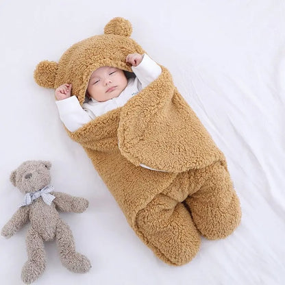 nid-d-ange-Ours-polaire-bébé-dort-au-chaud