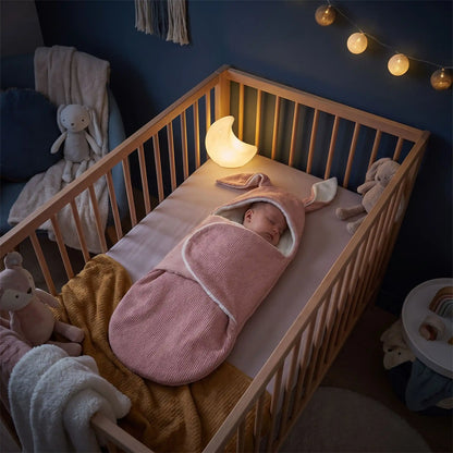 Nid d'ange bébé dort
