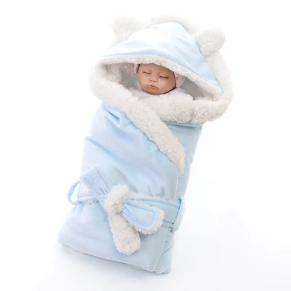 Nid-d-ange-bleu-bébé-confort-au-chaux