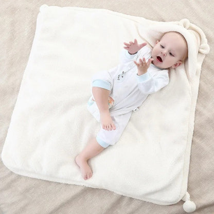 Nid-d-ange-coton-polaire-bébé-allongé-au-chaud