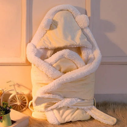 Nid-d-ange-jaune-fermé-coton-doux-chaud