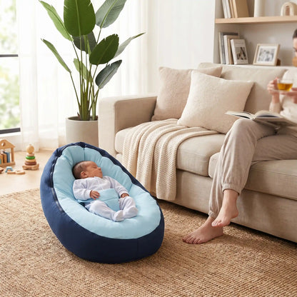 Transat bébé dort au salon