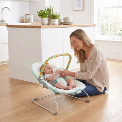 Transat bébé prend le biberon